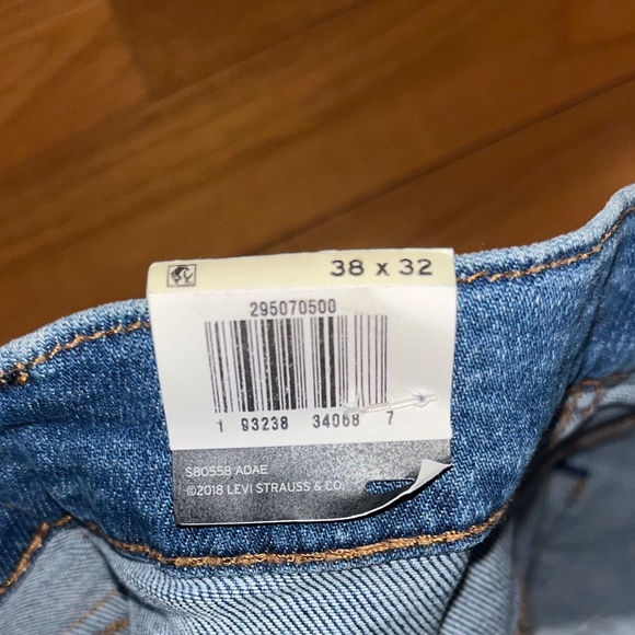 502 Levi jeans - Picture 3 of 4